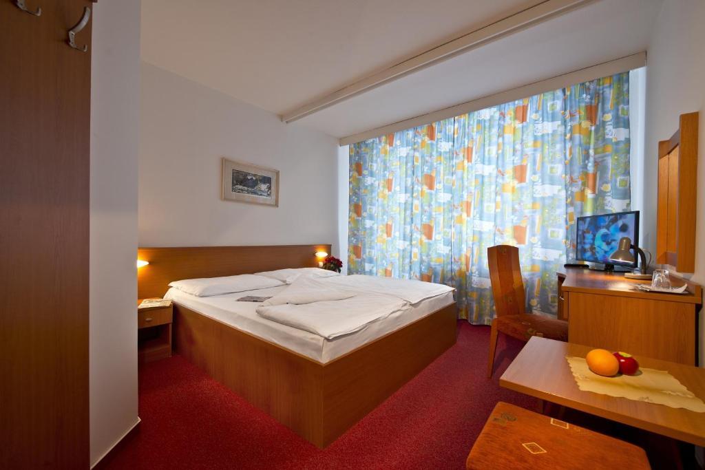 Hotel SOREA URÁN Tatranská Lomnica Quarto foto